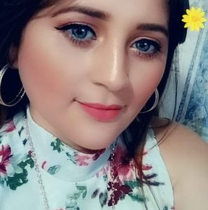 Meet your Posher, Beatriz